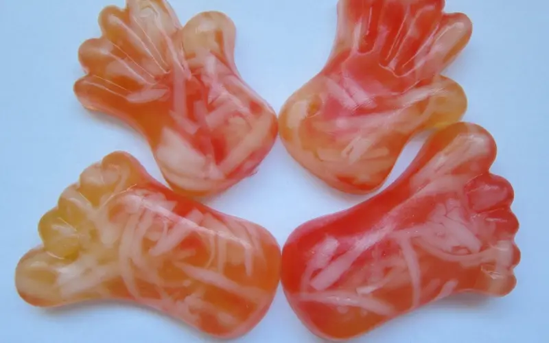 男人一定要保护好手脚冰凉的女人，因为她们...