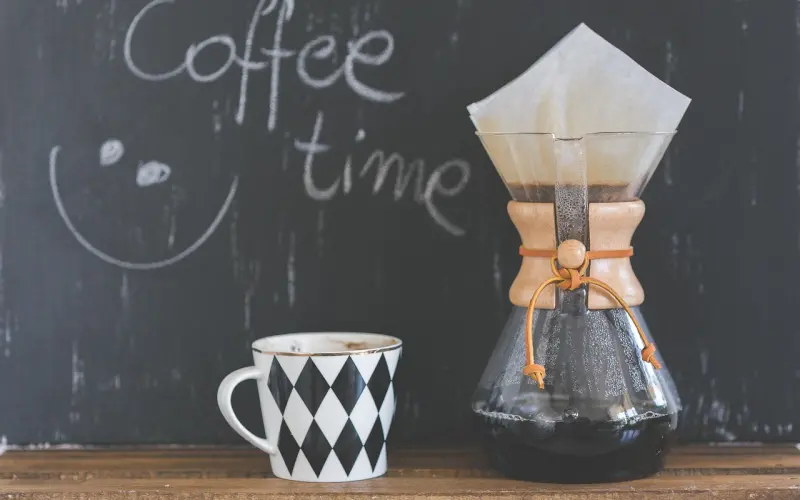 对你朝思暮想的男人，往往会在聊天结尾对你说这四个字