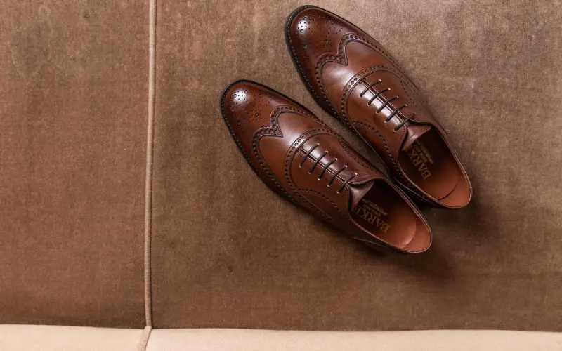 街搭必备单品：布洛克鞋