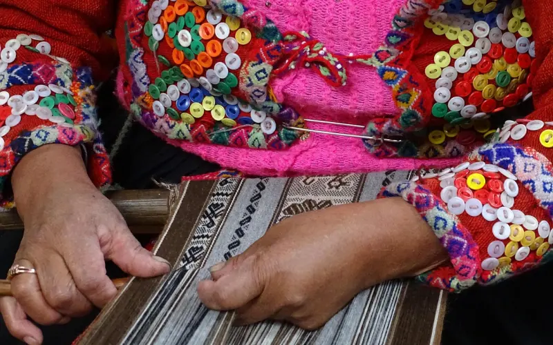 女朋友说和我在一起太累了不想相互折磨了，我该怎么挽留她