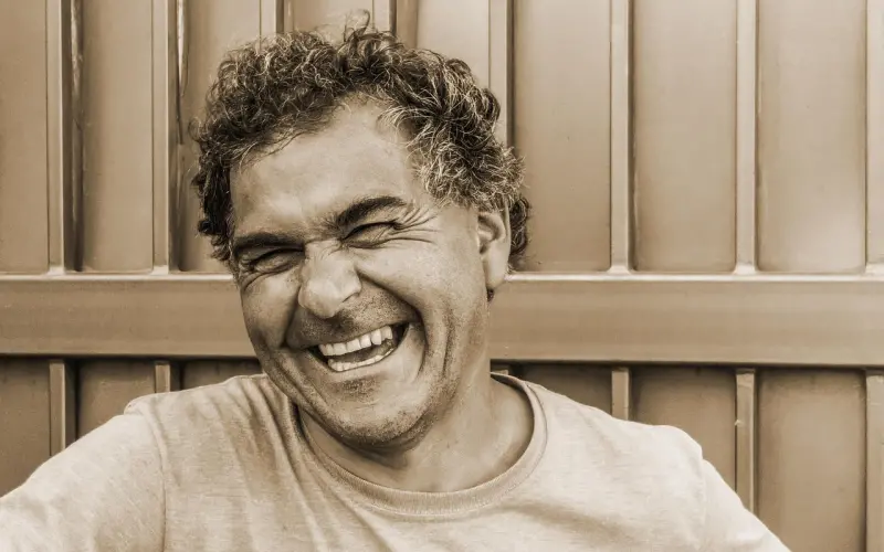 我跟老公是二婚，他的孩子对我有敌意怎么办？