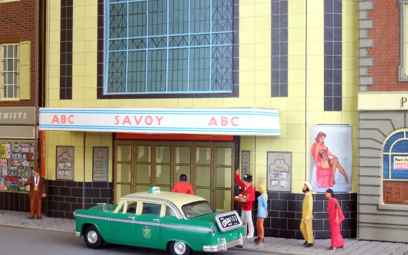 感爱助教总给我发暧昧短信，我该怎么办？