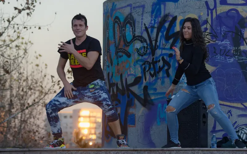 学会这样吊着男人心，才能狠触男人情感软肋，他才会心慌求你复合