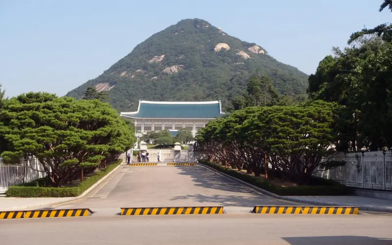 问答：分手后对方不拉黑我微信，是否代表挽回还有可能？