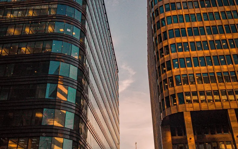 分手后对我越来越冷淡，该怎么挽回她