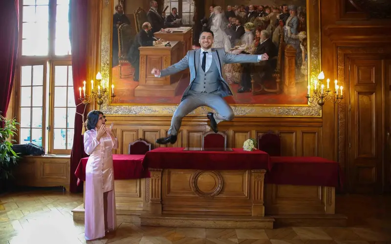 她要结婚了，我该去吗？