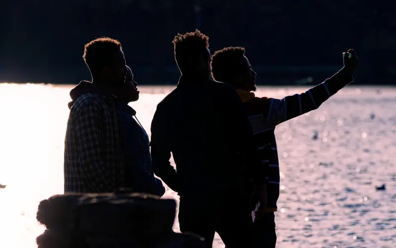 别再委屈自己，对不爱你的人尽早死心吧！