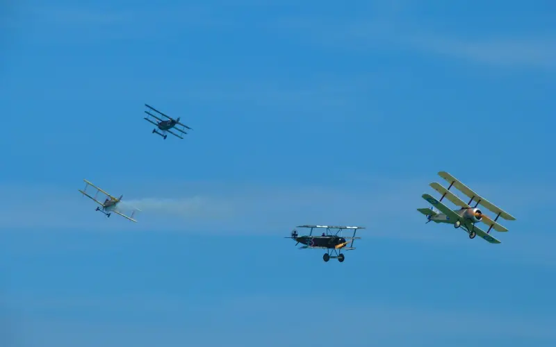 教你第一次约会如何，轻松自然牵女生的手！