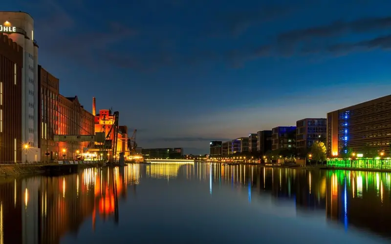 教你和女生约会最好去这几个好地方！