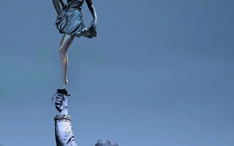 失恋挽回爱情的技巧，正确挽回男友的操作