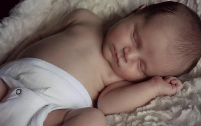 “养女带回来的男朋友，是我21年前失踪的亲儿子。”