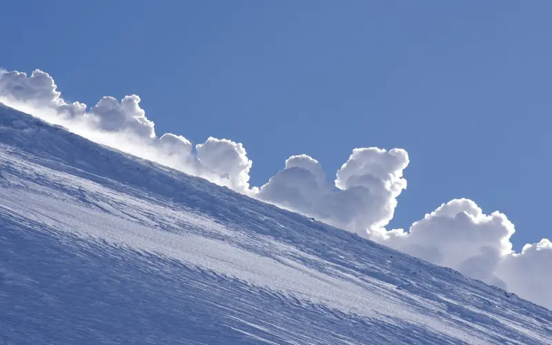 朋友圈的正确作用，用对了，前任主动找你复合