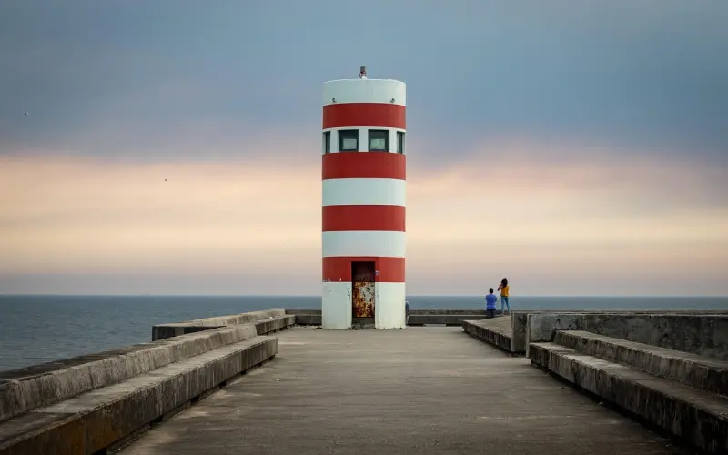 喜欢的女生失恋了，该怎么样才能再次进入她的内心