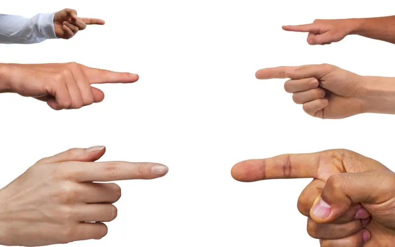 女生家人不同意我们结婚，怎么办