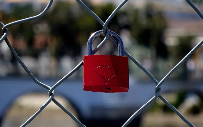 高情商女人恋爱秘诀：知道爱情伟大，接受恋人平庸