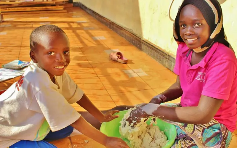 越是“这样”对待女人，她反而越是爱你，别不信！