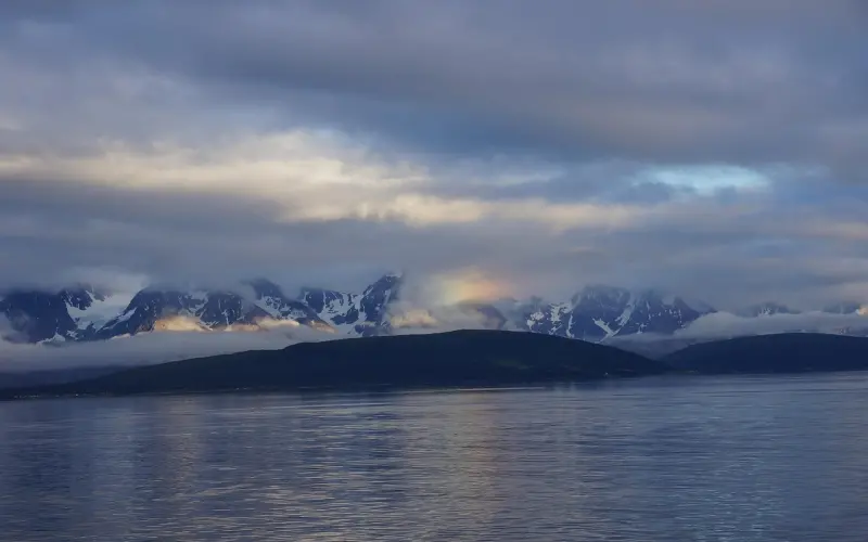 所谓对的人，不过是棋逢对手，旗鼓相当