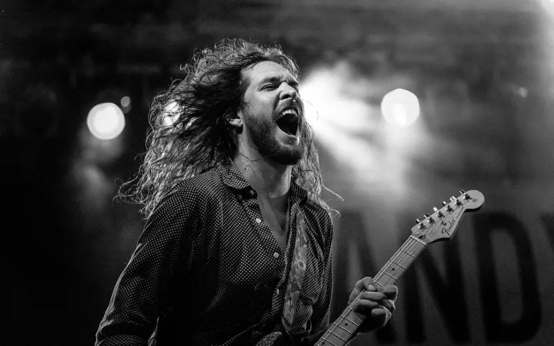 ?好男人唱给小三的歌，原配全听哭！