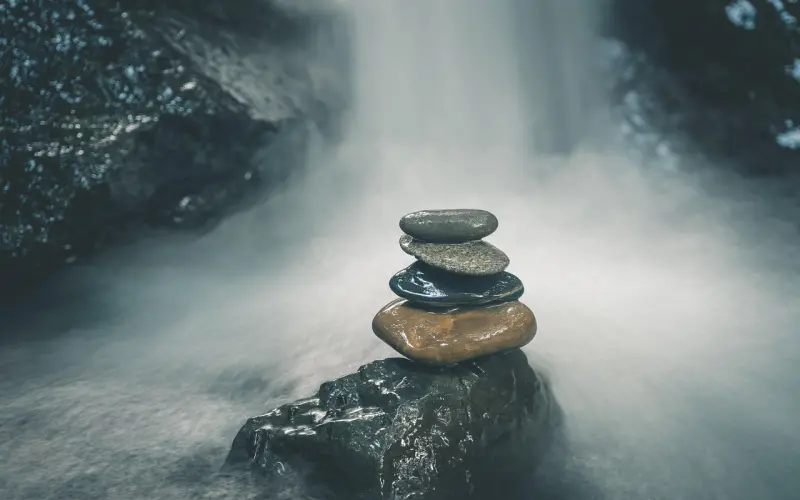 死直男让我穿洛丽塔制服，结果带我到壮汉堆看打篮球？