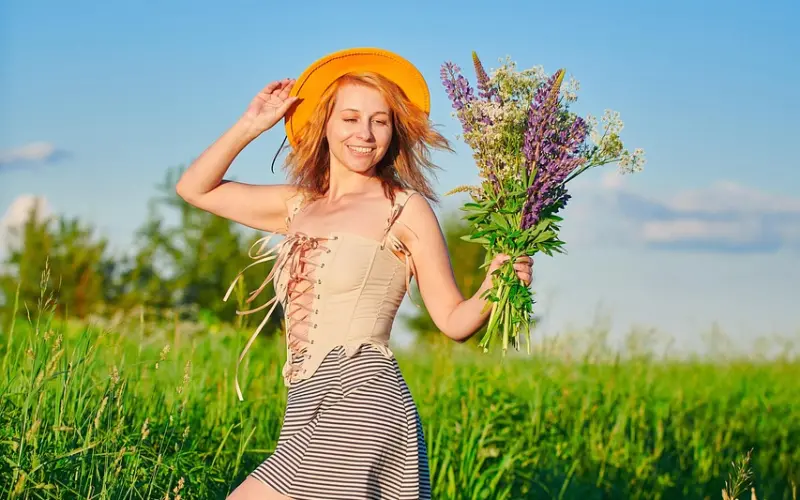 有一招从天而降的聊天方式，能让女人为你走火入魔