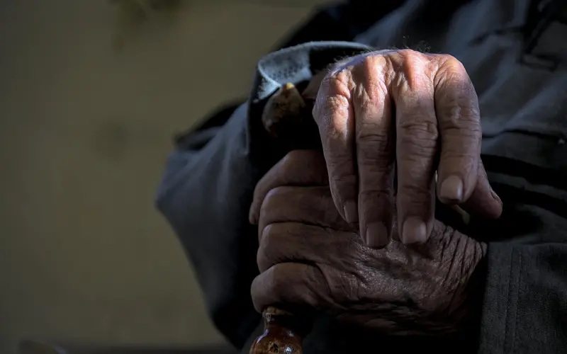 男人的这些表现，表明他已经爱你深入骨髓了！