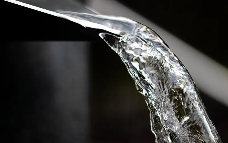 这些你认为爱他的行为，实际是在逼他走