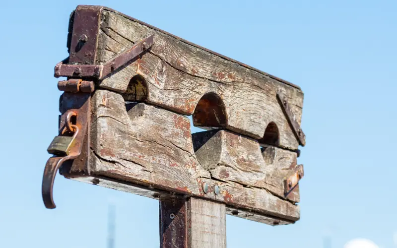 女人易犯的这个致命错误，是感情不幸的开始！