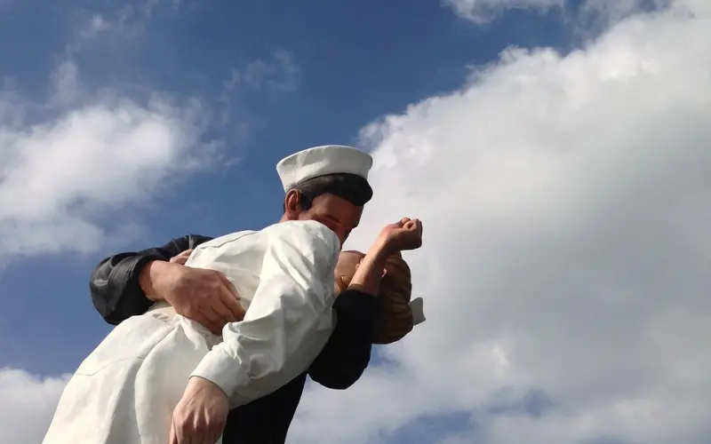 那些甜到齁的爱情，都有这个特质