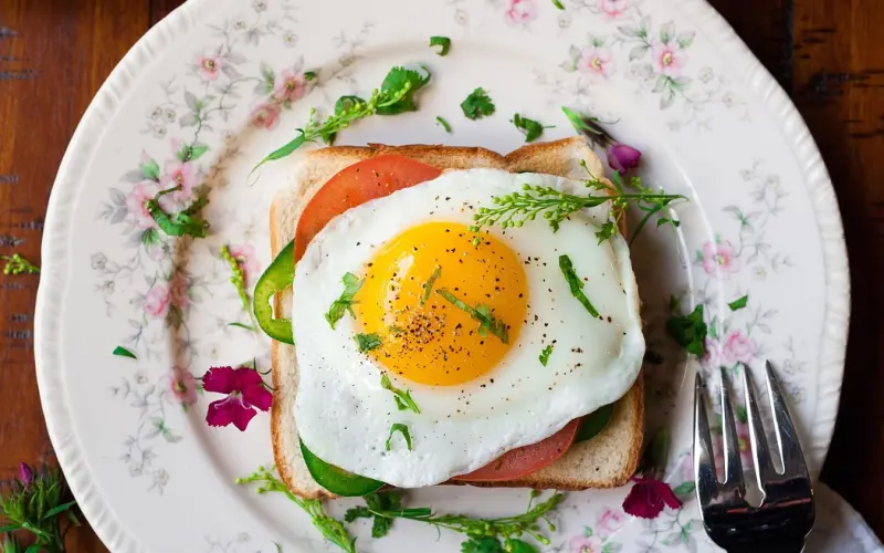 挽回男友技巧：分手后不纠缠反而更好