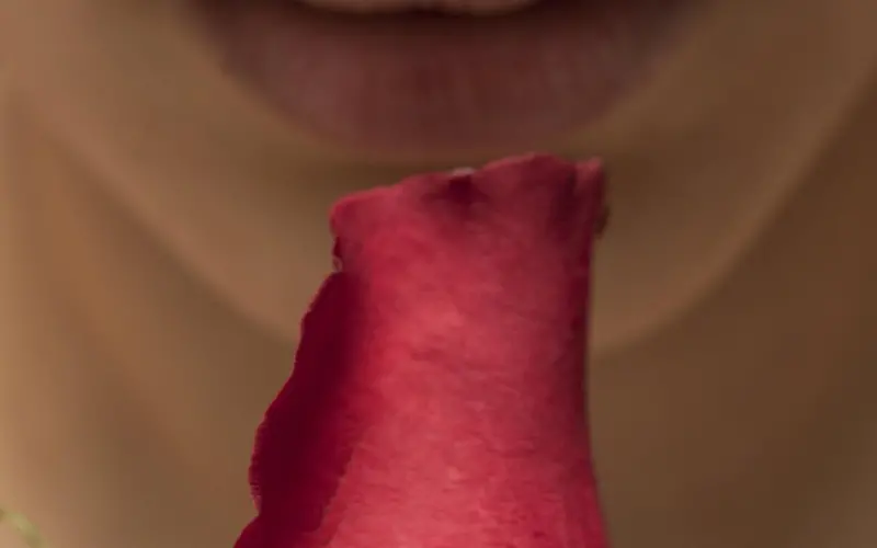 挽回女友技巧：女朋友硬要分手，该怎么挽回这段感情