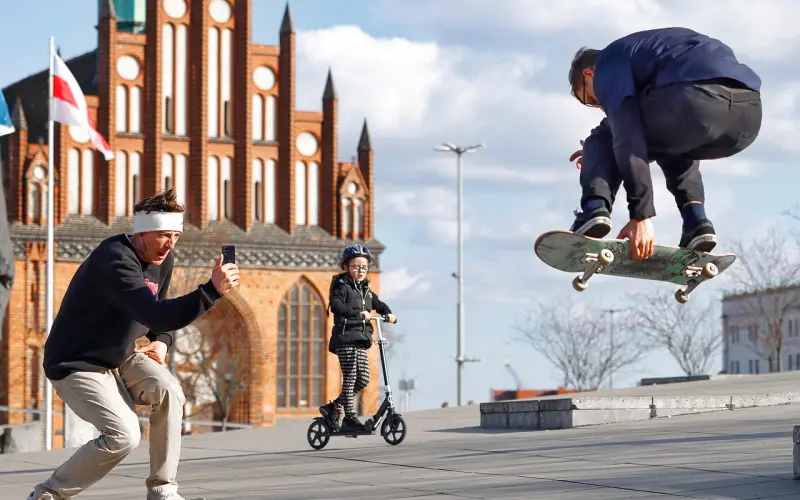 通过聊天“升高关系”，这三个技能必须掌握！