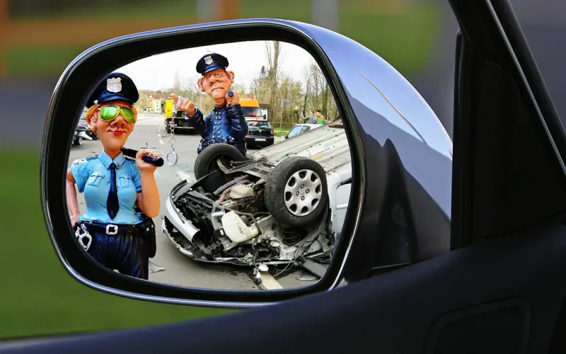 说好了老死不相往来，他又约我见面，真相很意外。