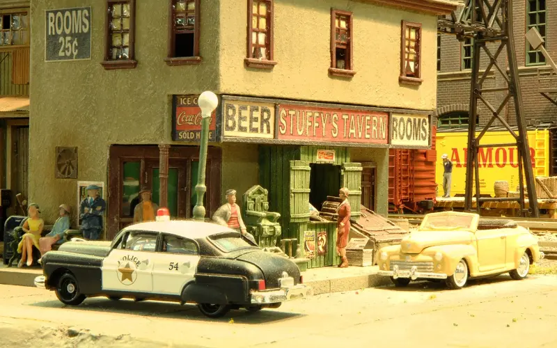 “吵什么，我又没开房。”“呵呵”