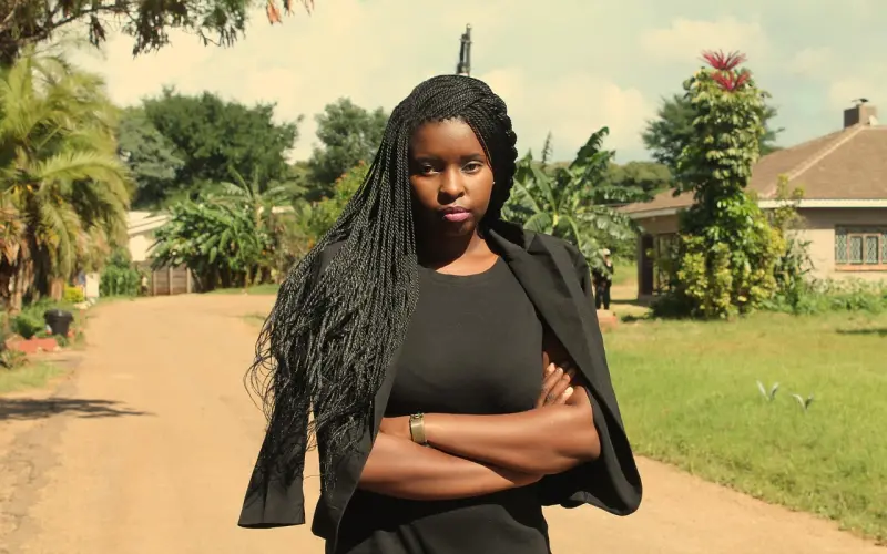 究竟是什么，让国人活的那么累 ？