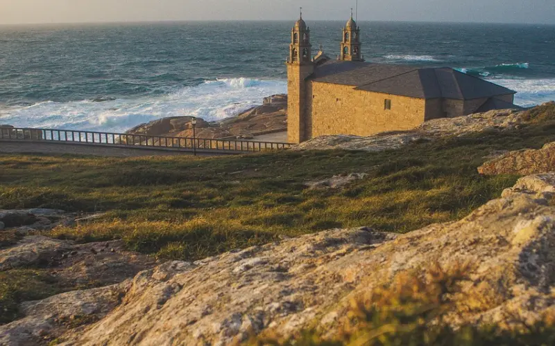 老公出轨该怎么做：老公出轨，该怎么分离小三，挽回老公