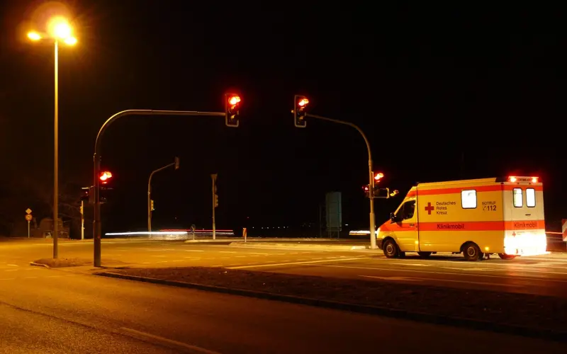 女生向你发出这几个信号，是在告诉你可以追她