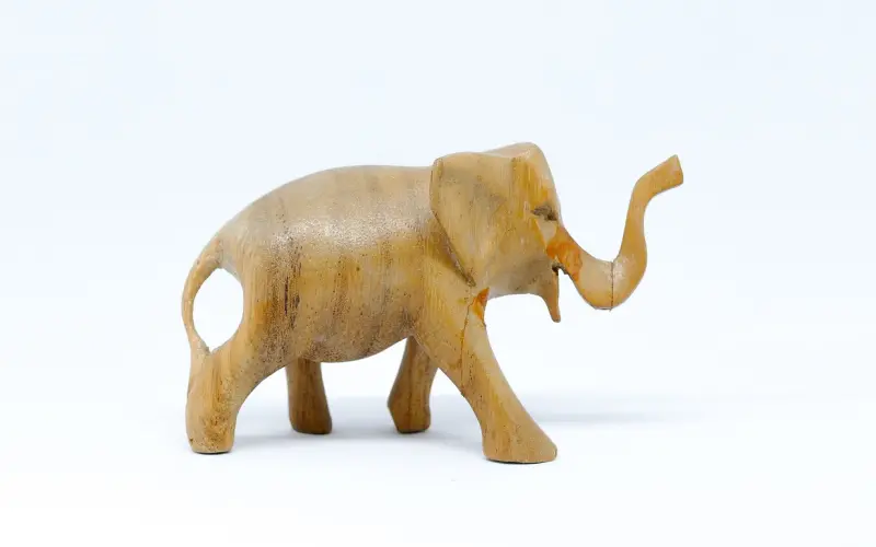 女人想你了，不会直接说“我想你”，而是用这3句话提示你