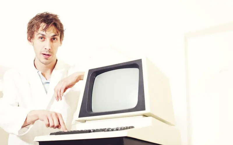 微信上聊的好的妹子为什么就是约不出来【情感咨询】