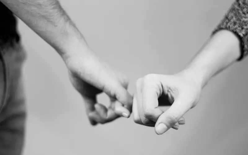 男人为什么都爱联系前女友？