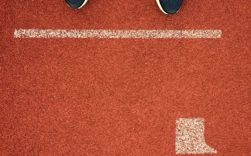 为什么你会觉得女生难追，那是因为你第一步就走错了