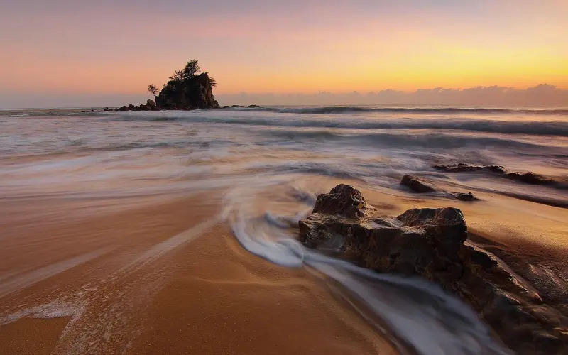 为什么分手之后，前任还想跟我发生关系