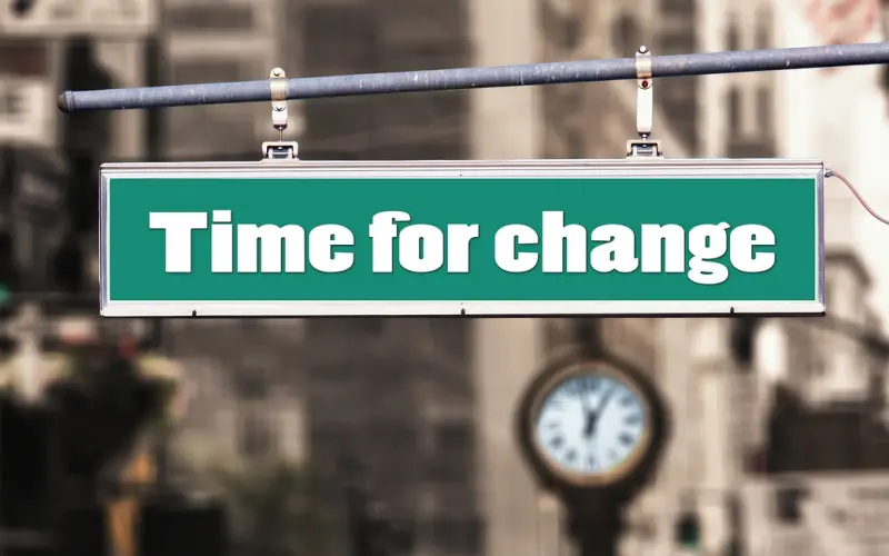 为何他不肯给我重新开始的机会？