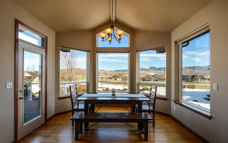 没有陪伴，谈什么感情