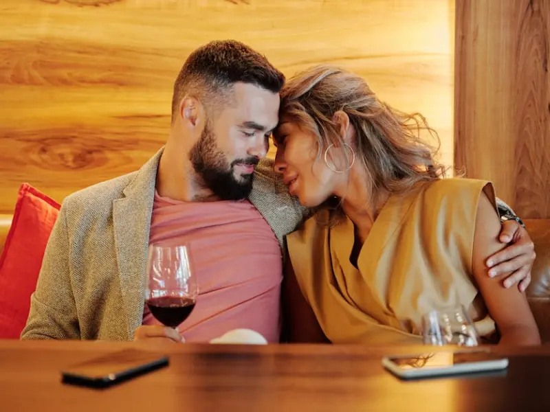 相亲30次未果|这样说话的女人，会把男人越推越远！