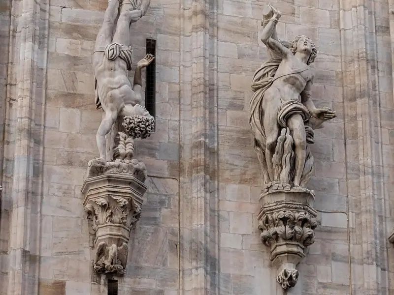 和女朋友接吻时，4大禁忌，特别是手