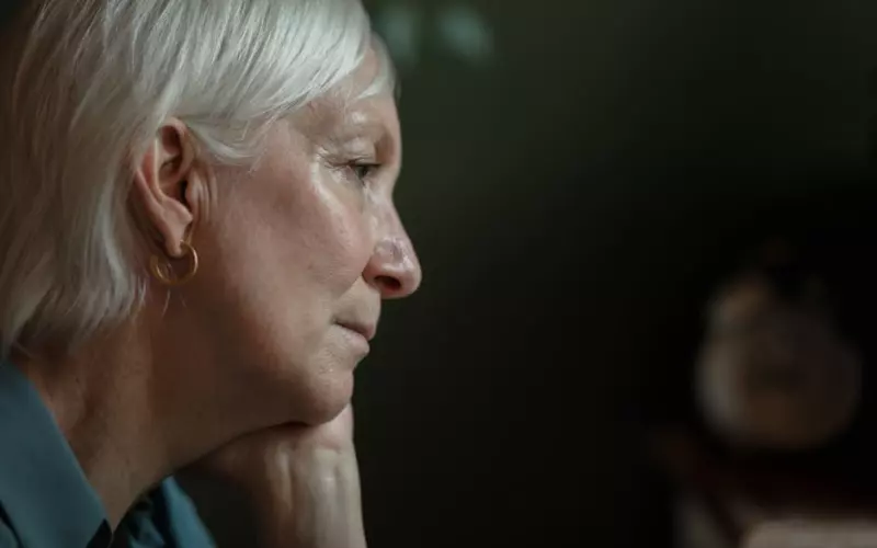 47岁女人放下婚外情(42岁女人婚外情的悔悟)