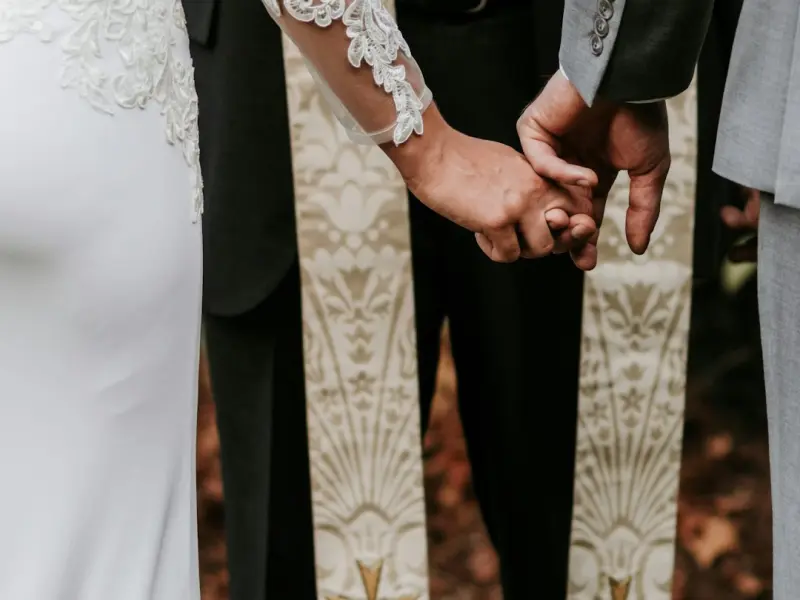 导致老公出轨的5种原因以及挽回老公方案