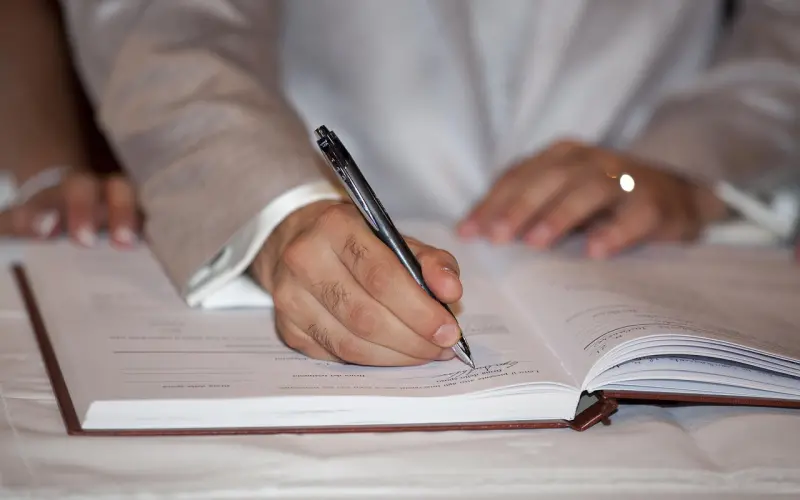 5个标志，说明你不幸地遇到了渣男！