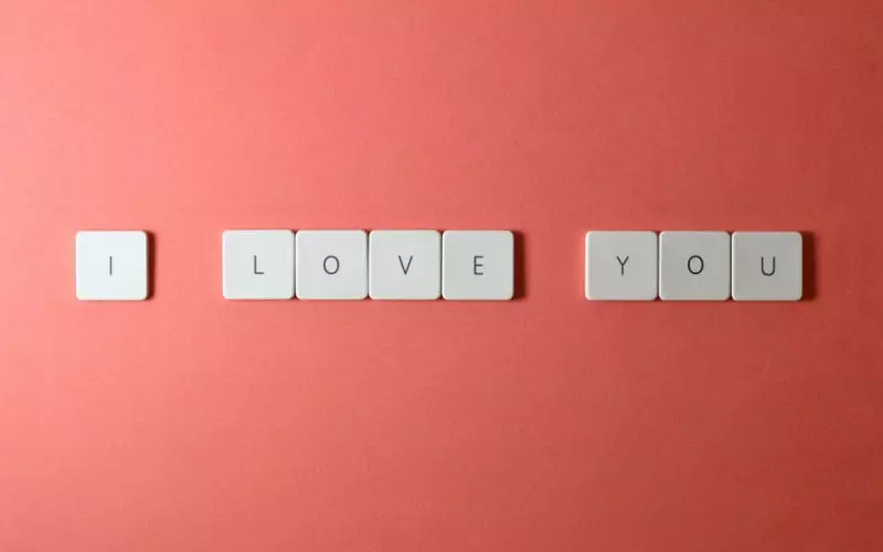 写给网恋的1亿字情书(写给异地网恋的情书)