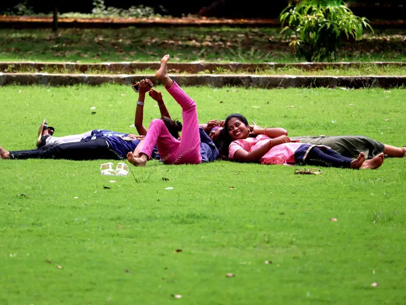 不主动的男生，比你想的更不爱你